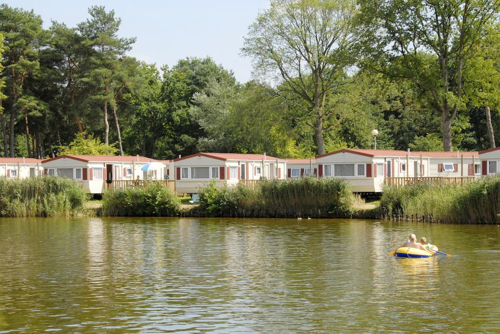 Oostappen Vakantiepark Zilverstrand Mol Room photo